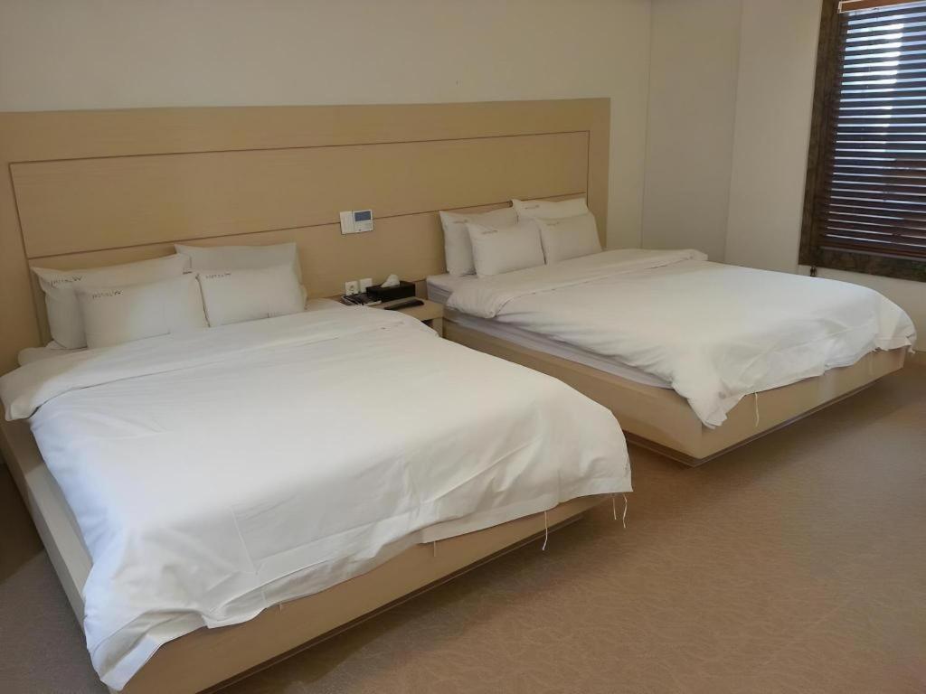 Hotel W Shinjeju Esterno foto